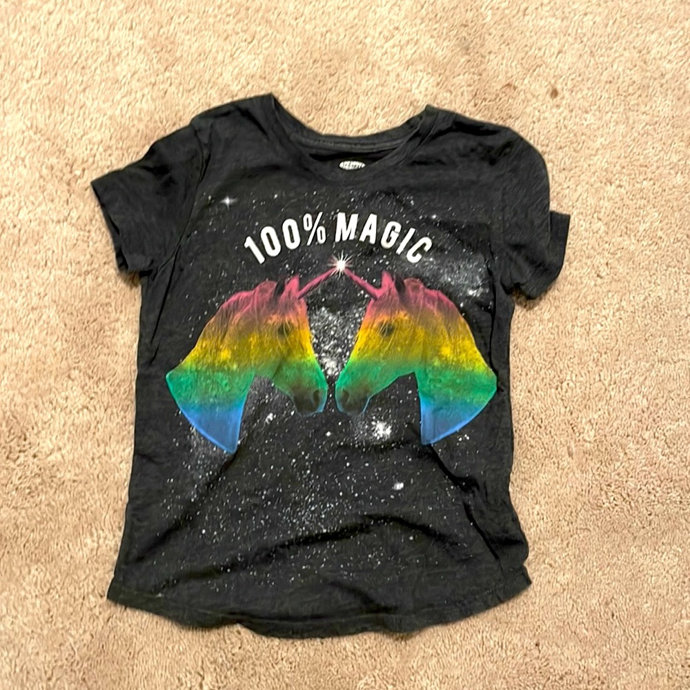 Old Navy kids M 8 unicorn t-shirt